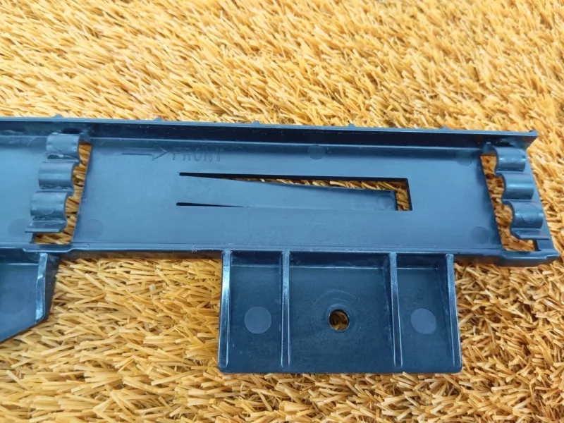 Кронштейн BMW X3 2018 13628573934 G01 B47