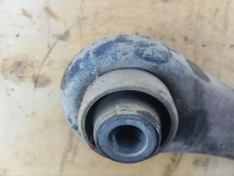 Рычаг подвески