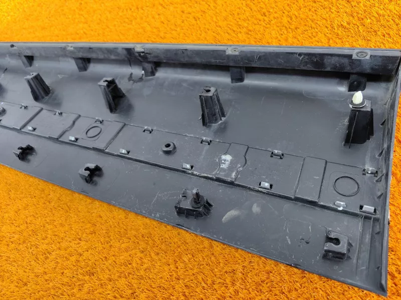 Накладка двери Chery Tiggo 7 Pro 2022 609000990AA, передняя левая