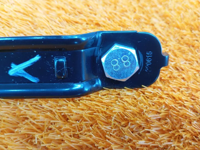 Механизм регулировки ремня безопасности