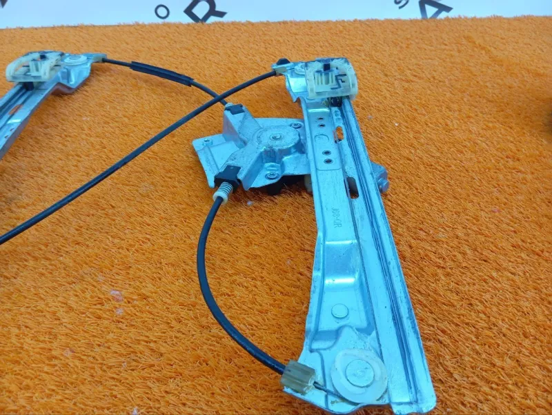 Стеклоподъемник