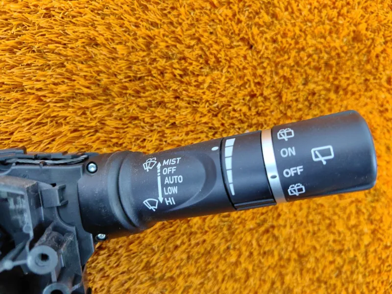 Подрулевой переключатель