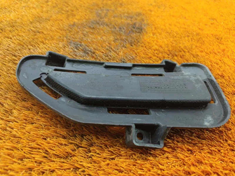 Накладка бампера