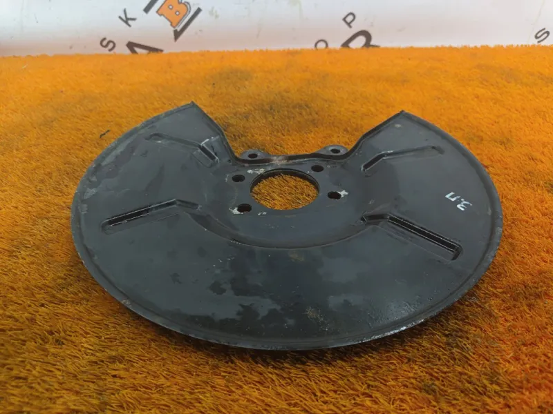 Пыльник тормозного диска