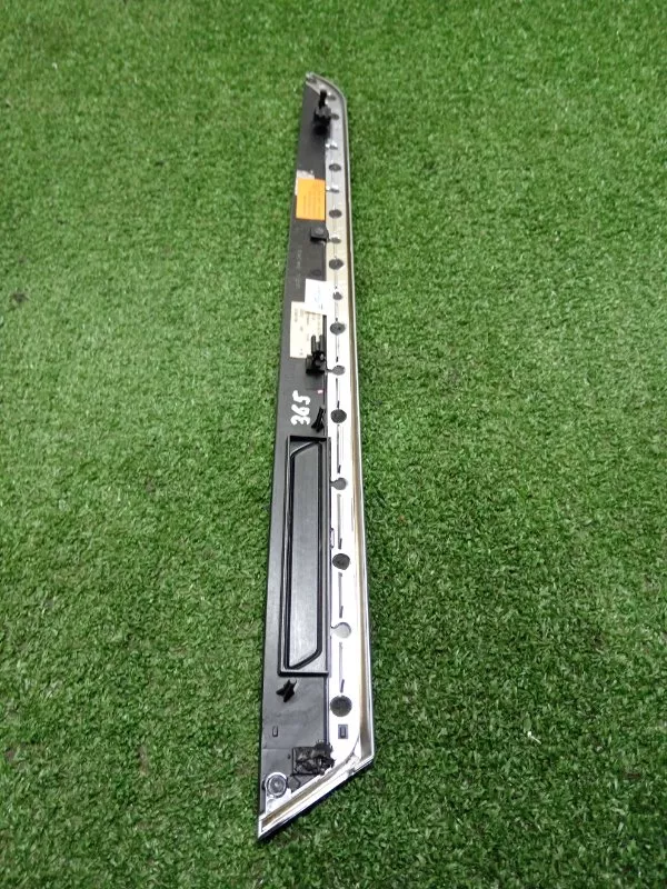 Накладка двери декоративная