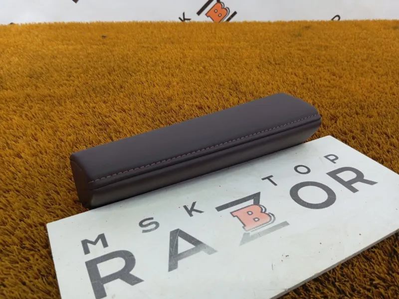 Декоративная накладка торпедо