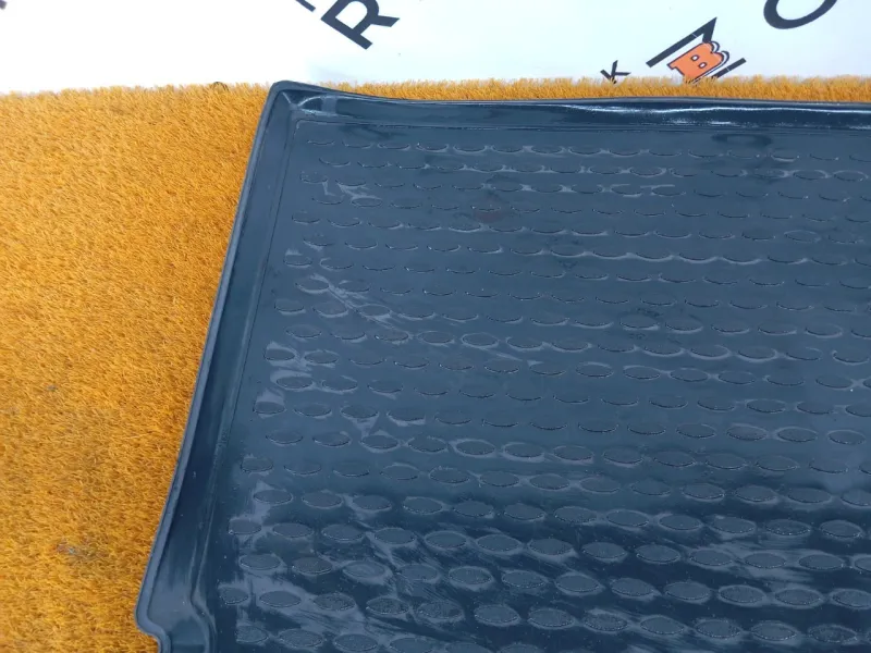 Ковер багажника