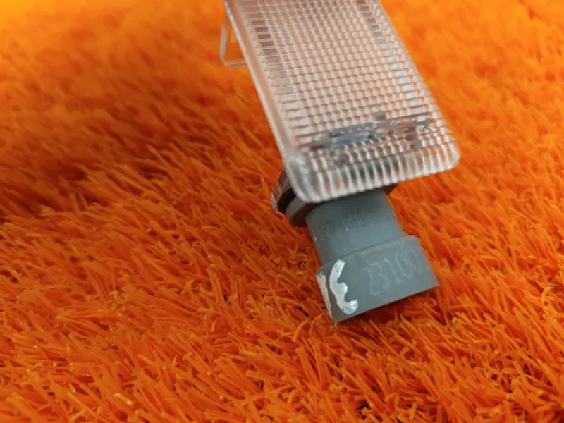 Плафон подсветки багажника