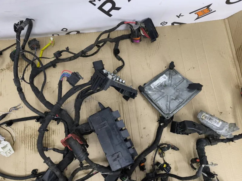 Проводка подкапотная