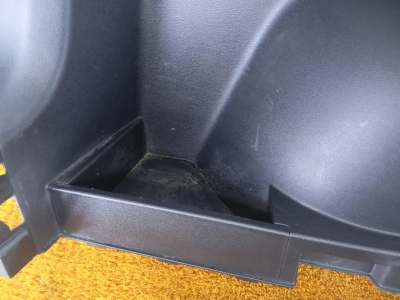 Обшивка багажника