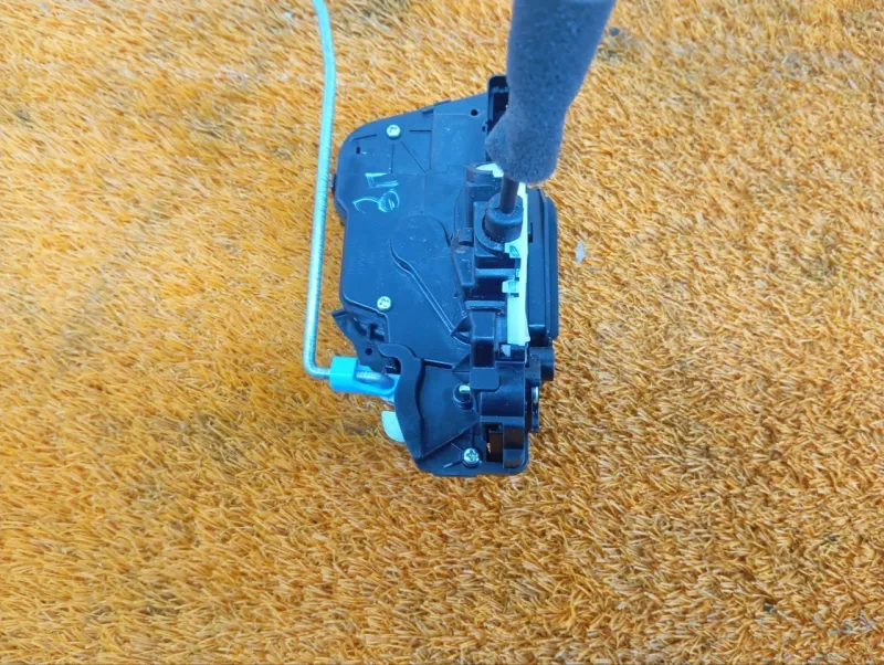 Замок двери