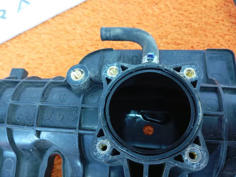 Коллектор впускной