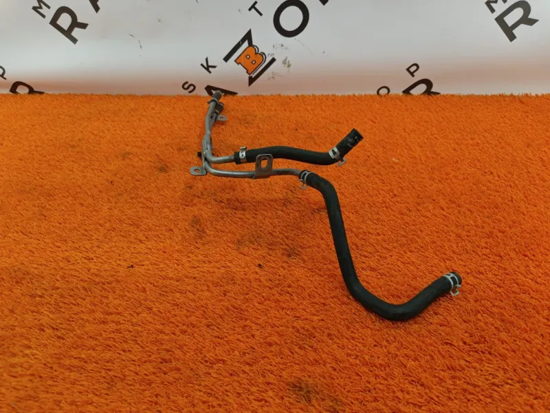 Трубка системы охлаждения