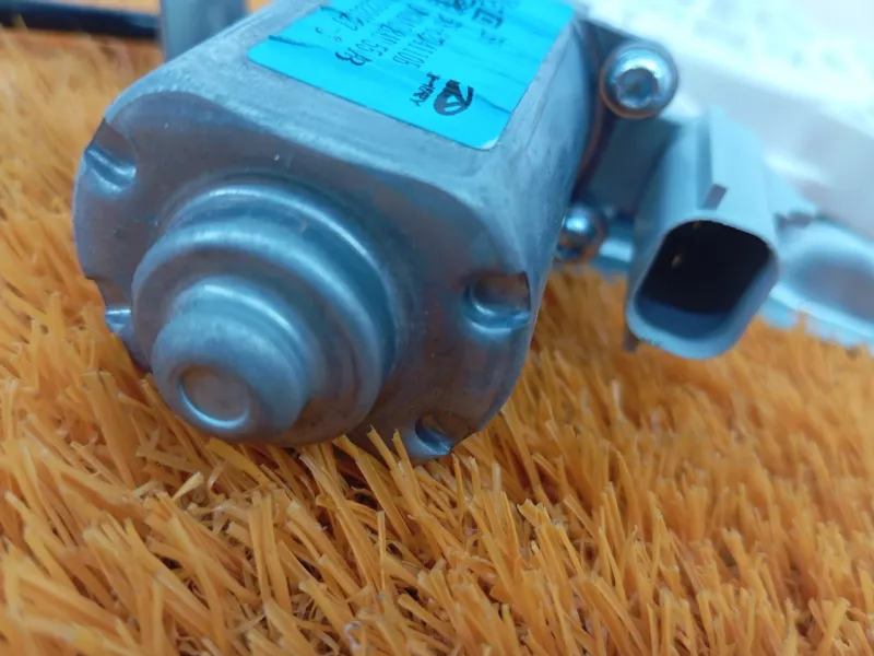 Стеклоподъемник