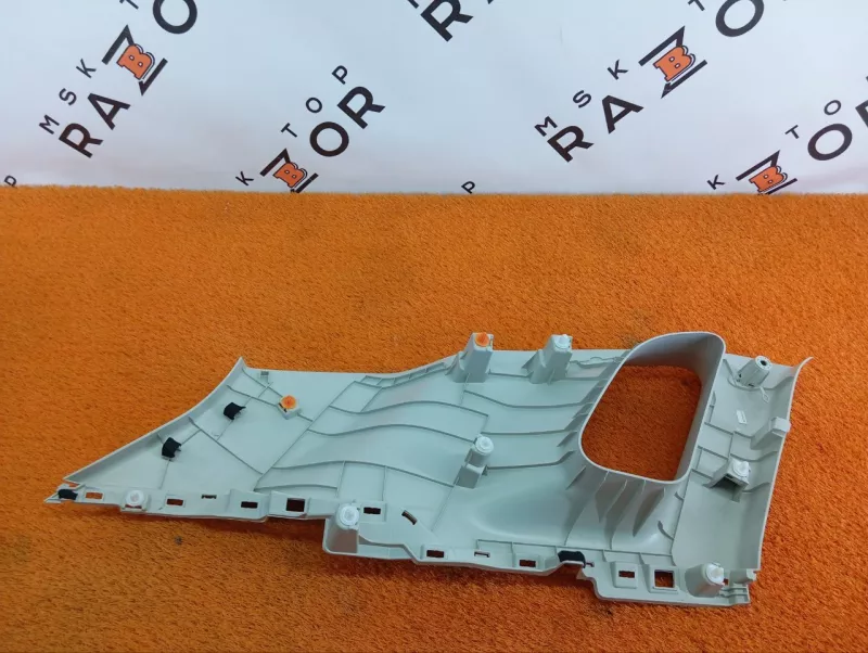 Обшивка стойки