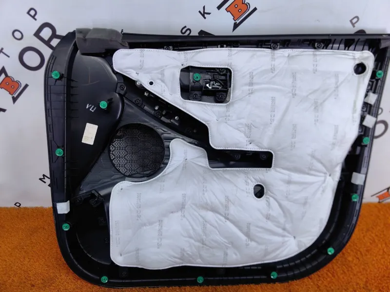 Обшивка двери