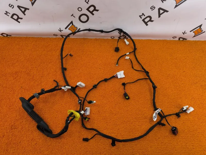 Электропроводка крышки багажника