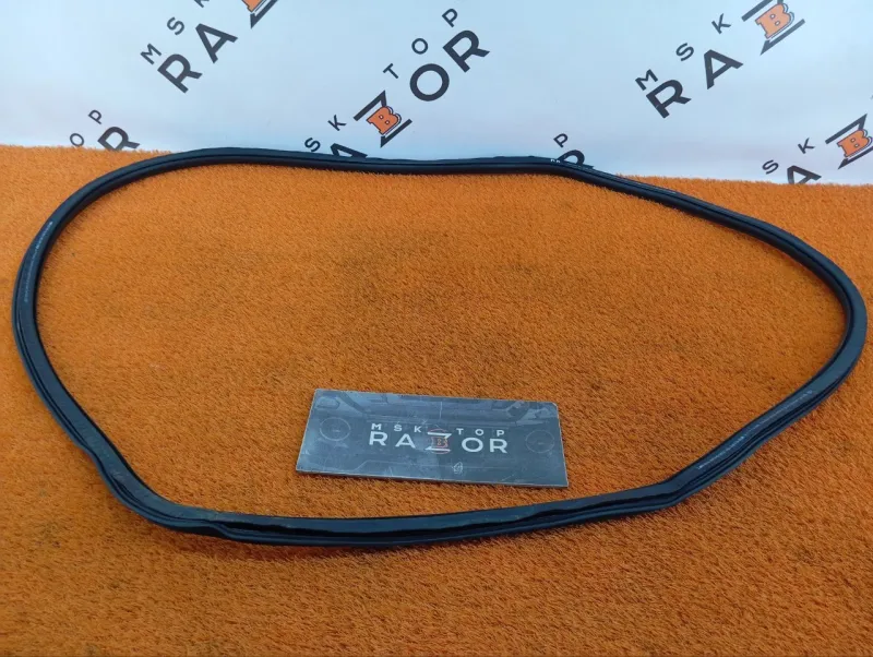 Уплотнитель двери