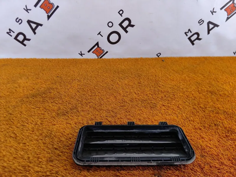 Решетка вентиляционная