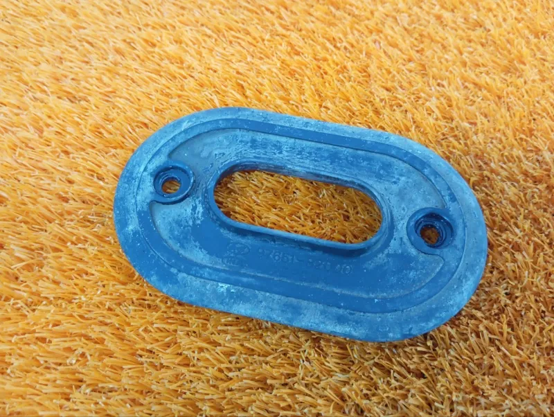 Уплотнительная резинка