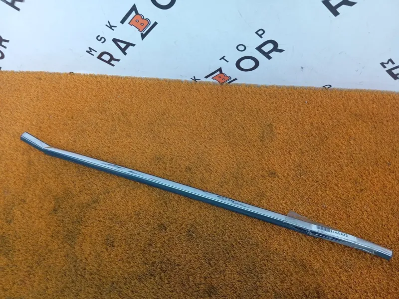 Молдинг стекла