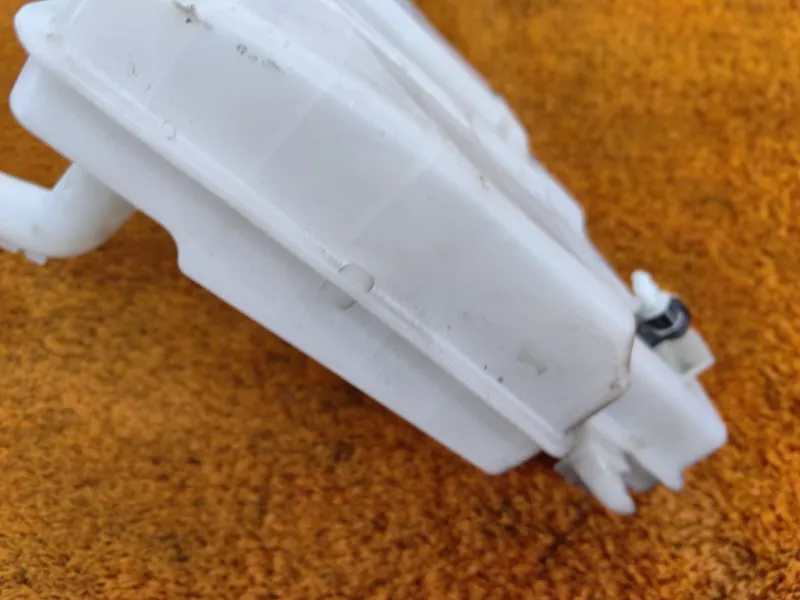 Бачок омывателя