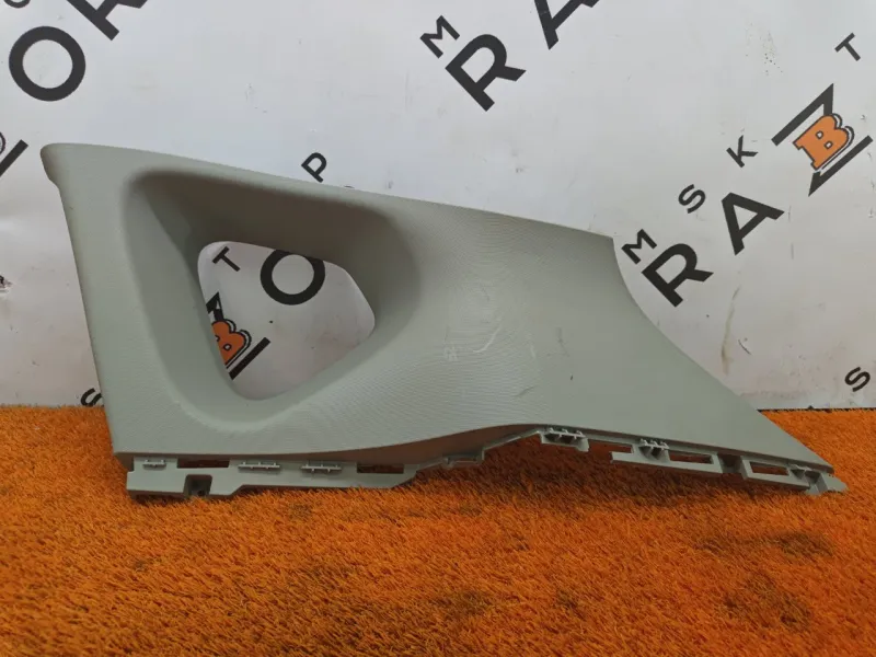 Накладка на стойку кузова