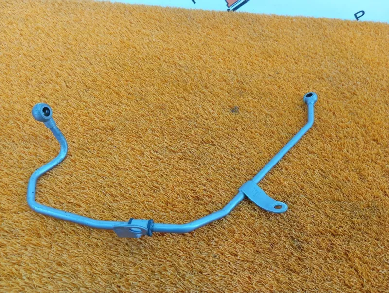 Трубка масляная