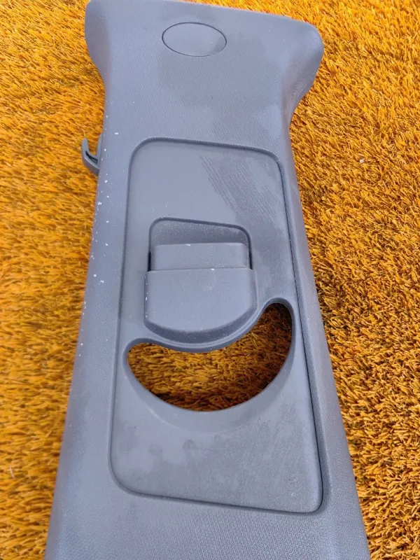 Обшивка стойки