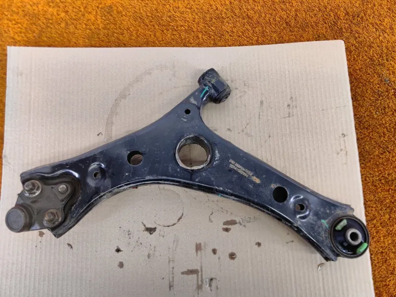 Рычаг подвески