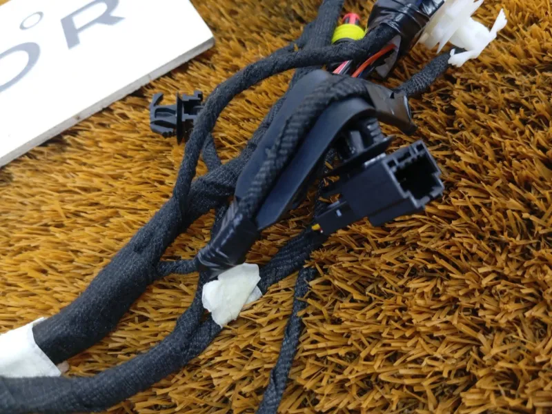 Проводка крышки багажника