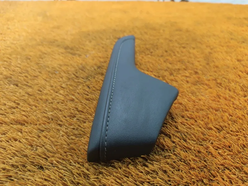 Накладка на торпедо