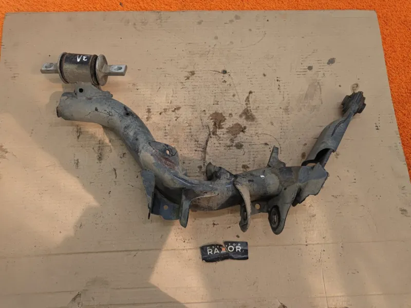 Рычаг подвески