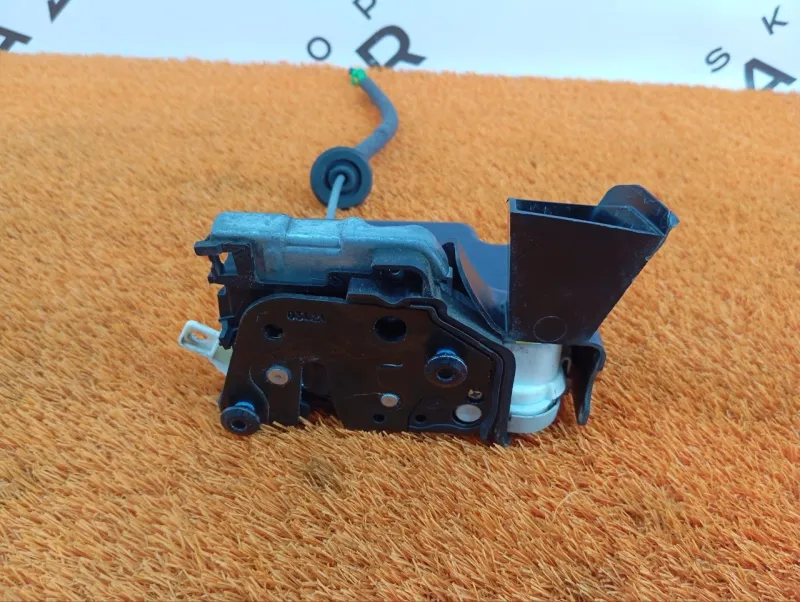 Замок двери