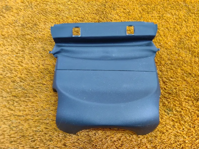 Кожух рулевой колонки