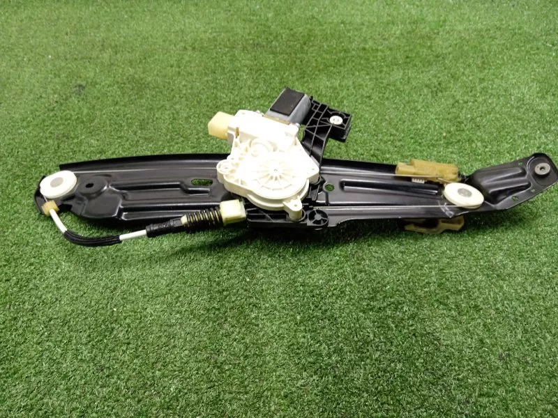 Стеклоподъемник BMW 5-Series 2011 51357182613 F10/F11, задний левый