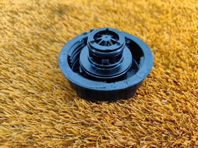 Крышка расширительного бачка