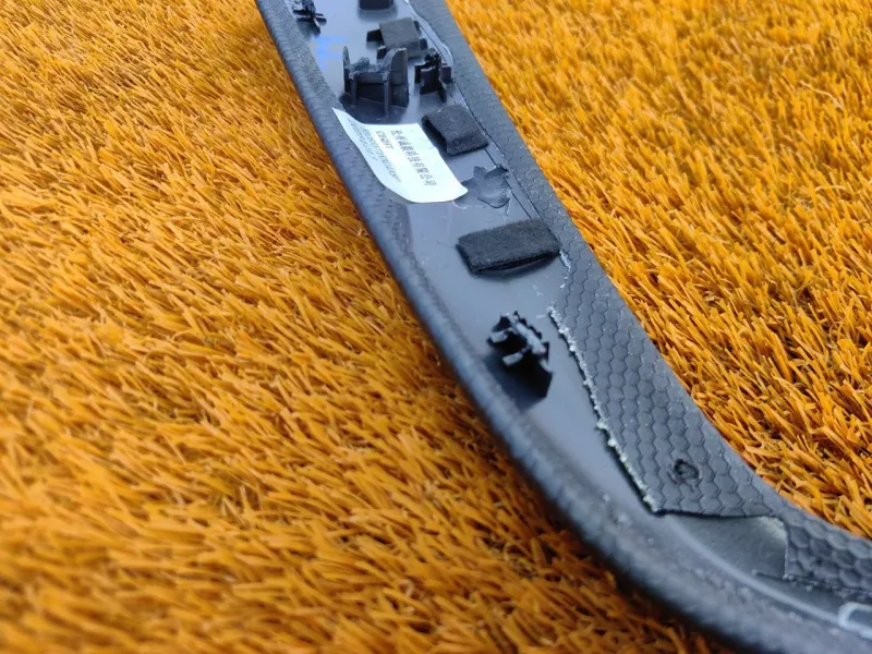 Накладка на торпедо