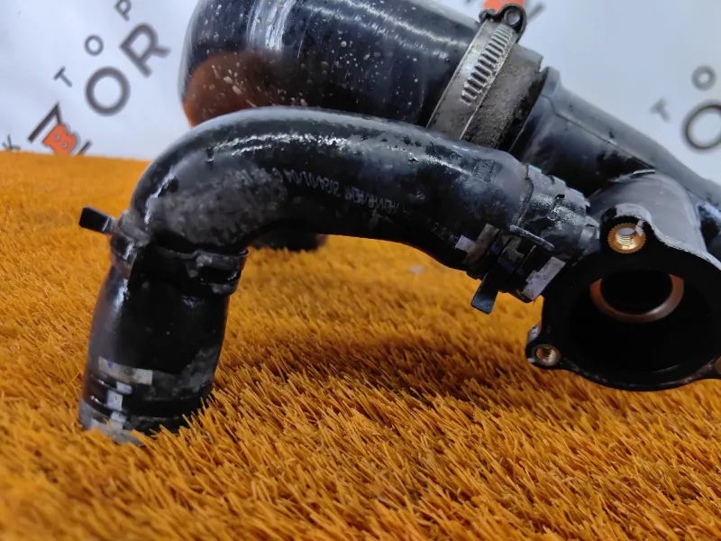 Патрубок интеркулера