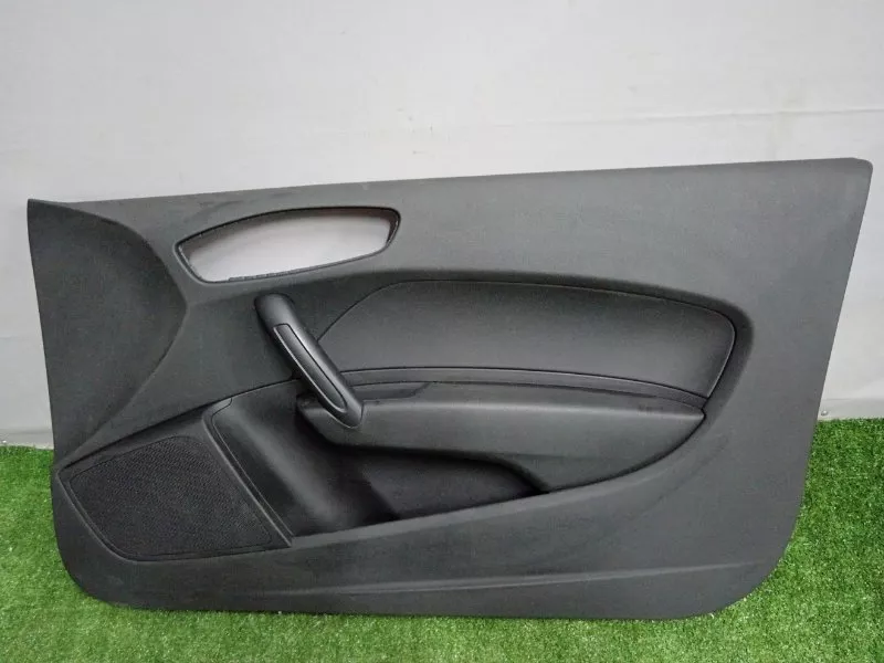 Обшивка двери