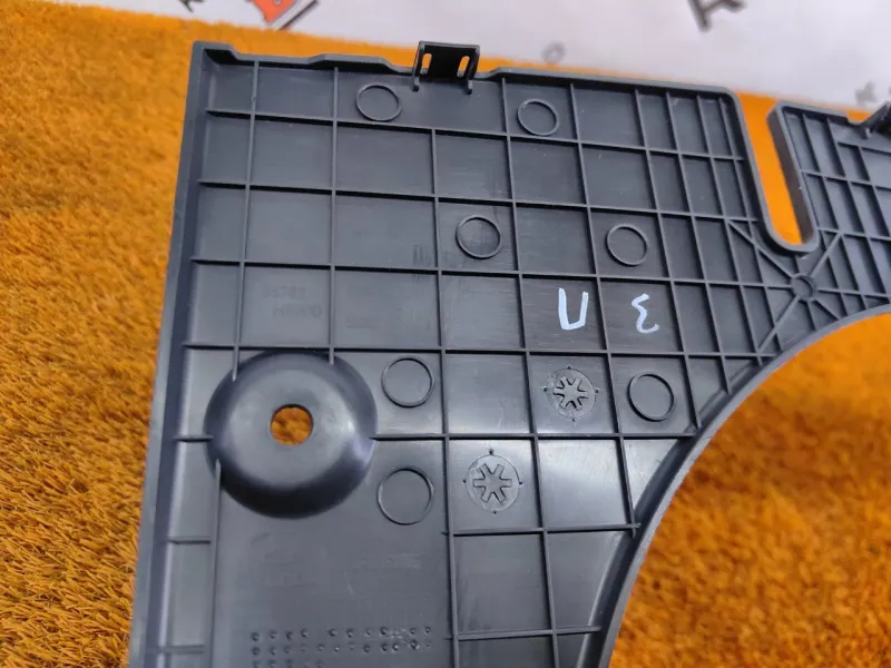 Обшивка багажника