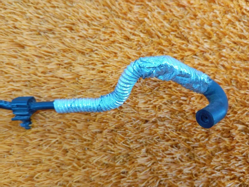 Трубка картерных газов