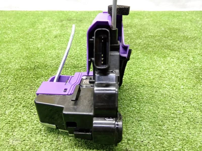 Замок двери