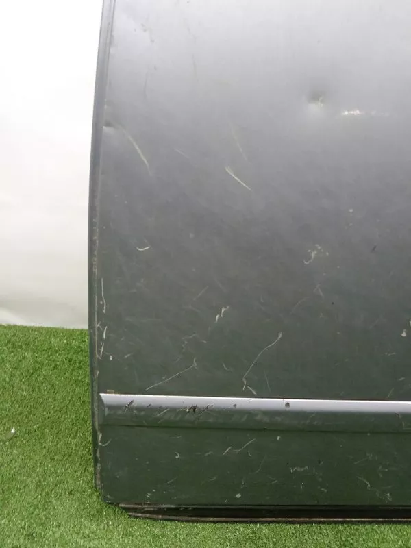 Дверь Audi A4 2005 8E0833051J B7, задняя левая