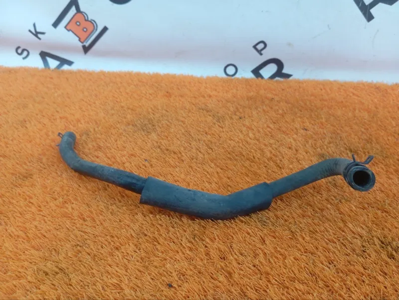 Трубка системы охлаждения
