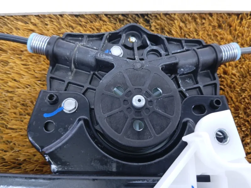 Стеклоподъемник