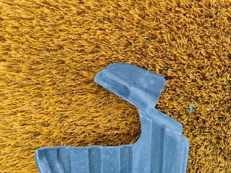 Уголок жабо