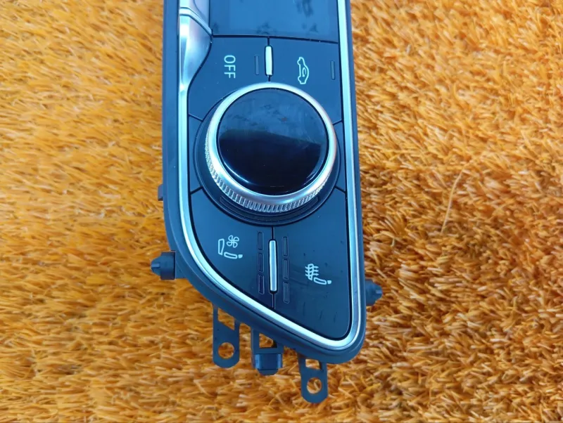 Блок управления климат-контролем