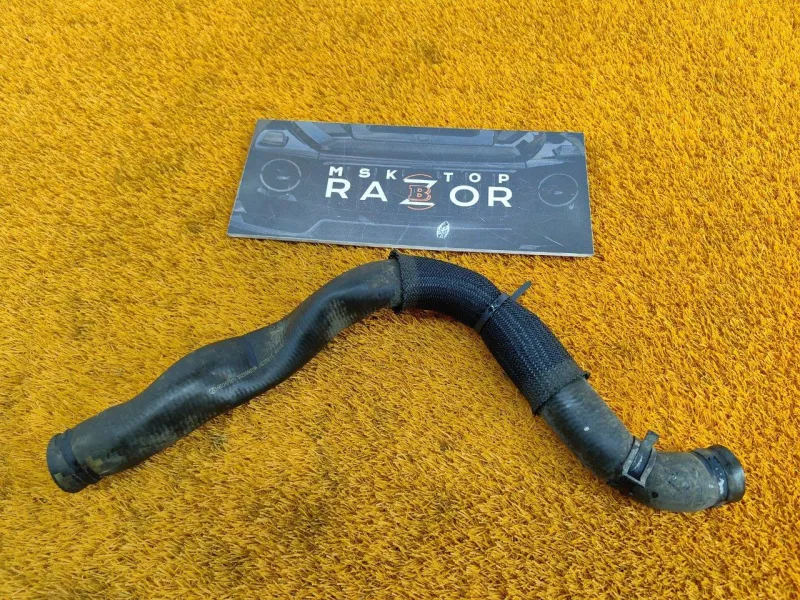 Патрубок радиатора