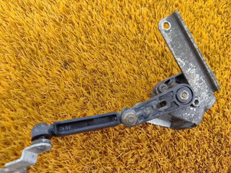 Датчик высоты дорожного просвета BMW 5-Series 2019 37142959574 G30 B47D20A, задний левый